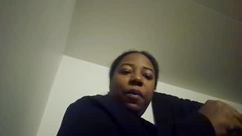 Snapshot of gripqueen chatting on 11/02/25, 11:01 gripqueen online show from 11/02/25, 11:01