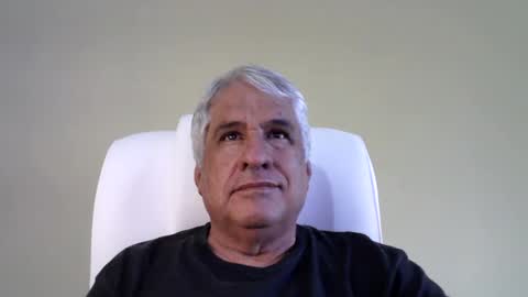 Snapshot of grisa01 chatting on 02/03/25, 06:39 grisa01 online show from 02/03/25, 06:39