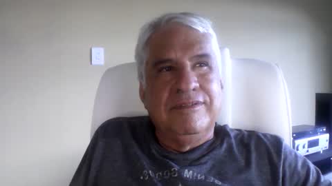 grisa01 online show from 12/21/25, 06:04