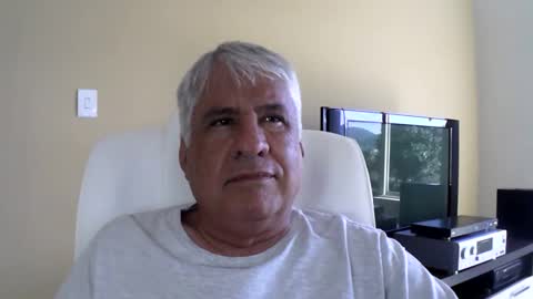 grisa01 online show from 04/27/26, 01:31