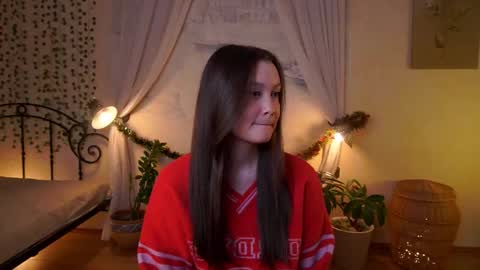 Gwen online show from 12/20/25, 04:08