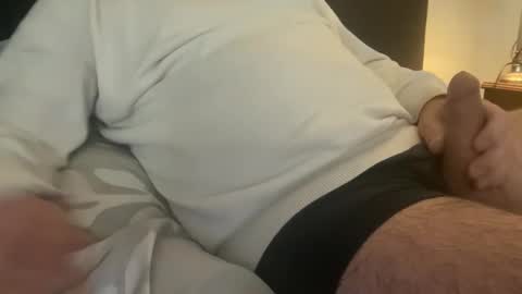 Snapshot of groot73 chatting on 10/18/25, 01:45 Groot73 online show from 10/18/25, 01:45