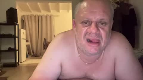 mika online show from 02/02/25, 08:35