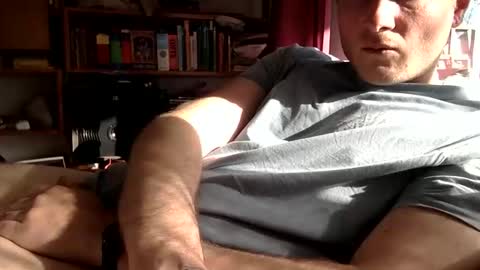 gruendamien online show from 04/28/26, 04:45