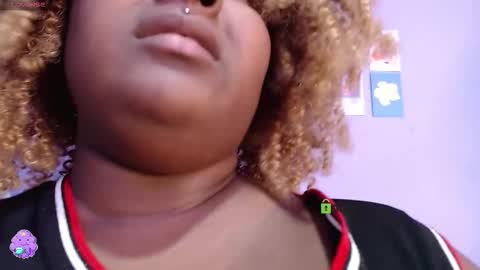 Grumosa velvet   online show from 10/03/25, 04:09