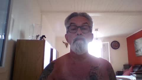 Snapshot of grybear60 chatting on 07/30/26, 06:23 Grybear online show from 07/30/26, 06:23