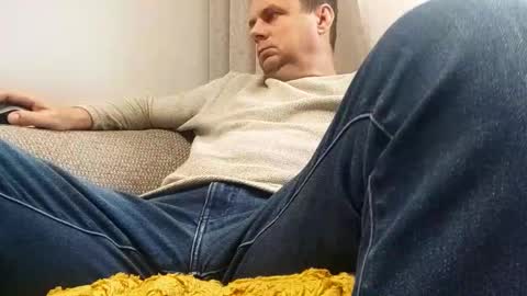 Snapshot of grzes1976 chatting on 10/29/25, 09:33 grzes1976 online show from 10/29/25, 09:33