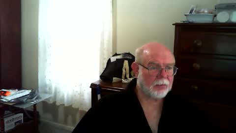 Snapshot of gtnolder60 chatting on 04/29/26, 02:10 Gary online show from 04/29/26, 02:10