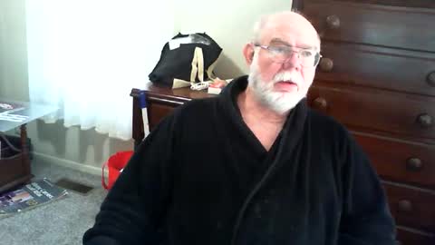 Snapshot of gtnolder60 chatting on 05/07/26, 11:48 Gary online show from 05/07/26, 11:48