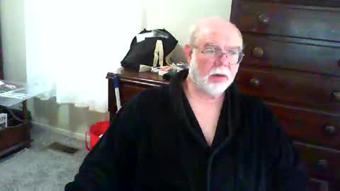 Snapshot of gtnolder60 chatting on 05/26/26, 11:06 Gary online show from 05/26/26, 11:06