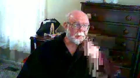 Snapshot of gtnolder60 chatting on 05/28/26, 11:40 Gary online show from 05/28/26, 11:40