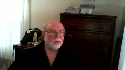 Snapshot of gtnolder60 chatting on 06/06/26, 11:15 Gary online show from 06/06/26, 11:15