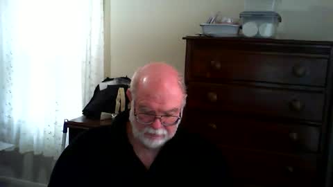 Snapshot of gtnolder60 chatting on 06/07/26, 11:25 Gary online show from 06/07/26, 11:25