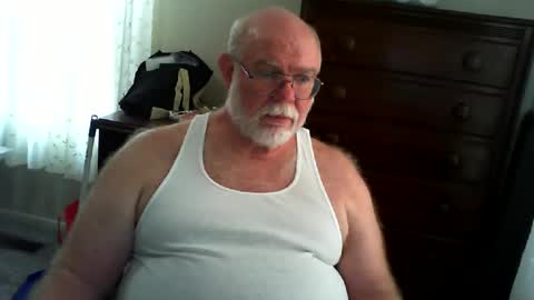 Snapshot of gtnolder60 chatting on 06/12/26, 03:55 Gary online show from 06/12/26, 03:55