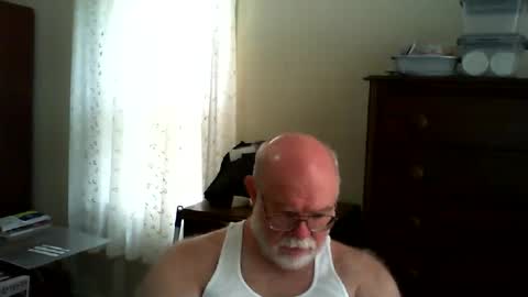 Snapshot of gtnolder60 chatting on 06/15/26, 01:02 Gary online show from 06/15/26, 01:02
