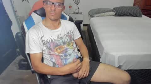 guachin_new online show from 12/01/24, 10:43