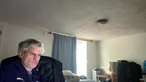 guardiannif_ online show from 02/18/25, 07:10