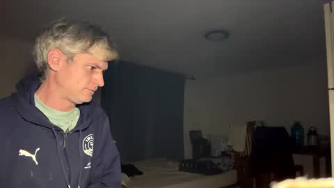 guardiannif_ online show from 02/19/25, 09:25