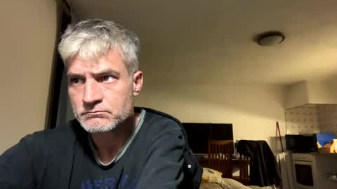 guardiannif_ online show from 03/02/25, 09:01