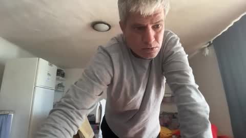 guardiannif_ online show from 02/09/26, 10:08