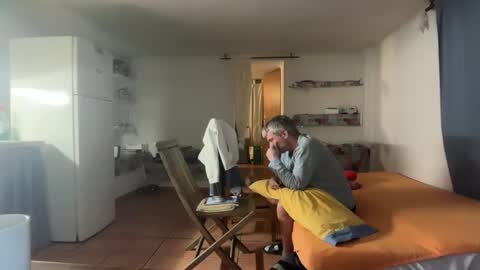 guardiannif_ online show from 02/09/26, 10:14