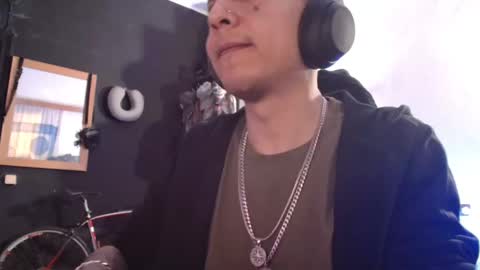 Snapshot of guayaco_ chatting on 02/08/25, 02:16 Guayaco online show from 02/08/25, 02:16