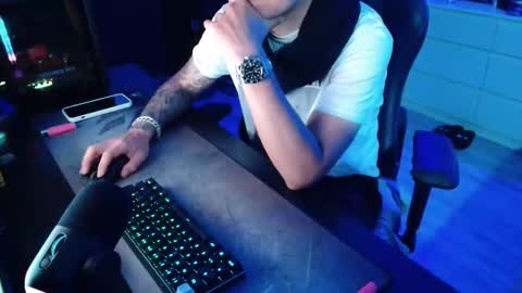 Guayaco  online show from 02/07/26, 06:00