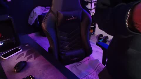 Guayaco  online show from 02/28/26, 06:42