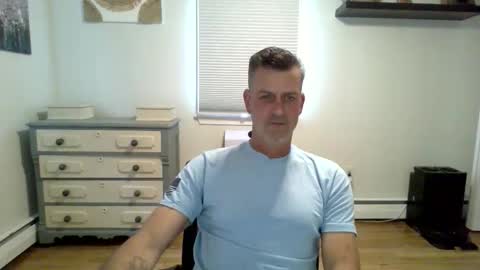 Snapshot of gudguy2025 chatting on 05/09/26, 02:33 gudguy2025 online show from 05/09/26, 02:33
