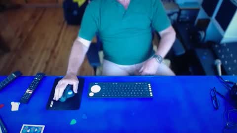 guesswhatigot2 online show from 01/13/26, 05:24