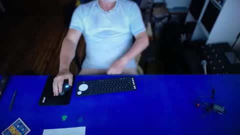 guesswhatigot2 online show from 02/20/26, 08:05