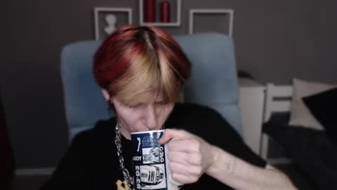 guitarandangell online show from 04/23/26, 08:24