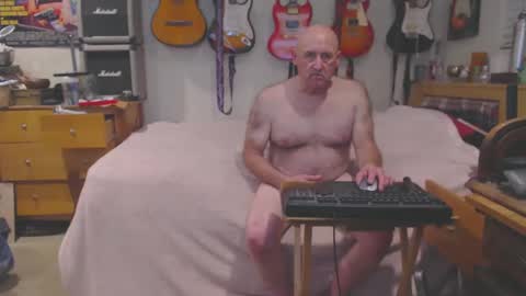 Mario online show from 03/05/25, 10:44