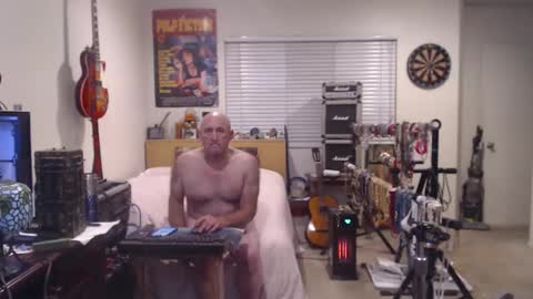 Mario online show from 11/23/25, 01:33