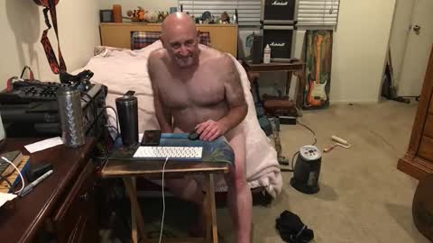 Mario online show from 12/21/25, 09:38