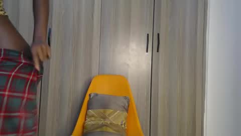 Miss Incredible online show from 04/27/26, 02:04