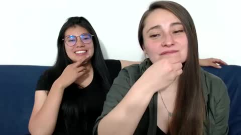 Vane blonde and Hazell black hair online show from 11/09/25, 11:25