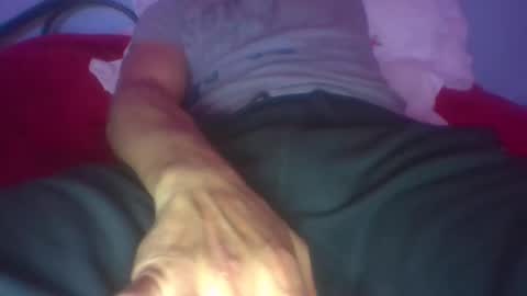 Snapshot of gunishment chatting on 01/25/25, 04:35 gunishment online show from 01/25/25, 04:35