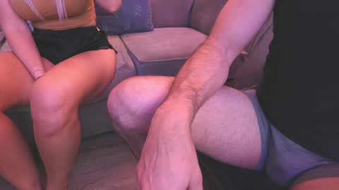 gunnyt1211 online show from 04/18/26, 12:25