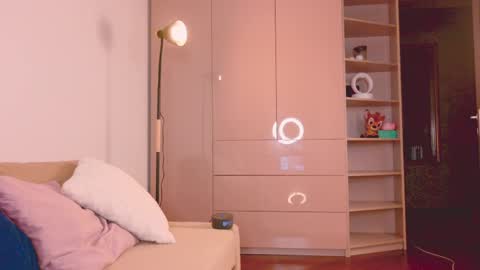 guns_n_buns online show from 04/14/26, 08:48