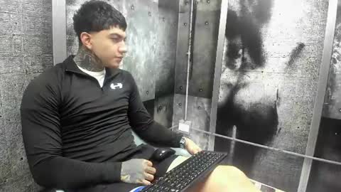 Snapshot of gury_tattoo chatting on 06/30/26, 08:10 Gury online show from 06/30/26, 08:10