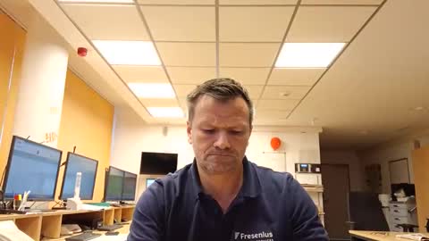 Snapshot of guschidick chatting on 11/23/25, 07:19 guschidick online show from 11/23/25, 07:19