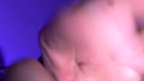 Snapshot of guttsy6_9 chatting on 12/27/24, 10:45 guttsy6_9 online show from 12/27/24, 10:45