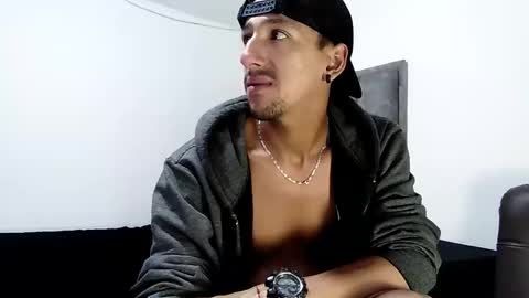 karim online show from 02/20/25, 06:06