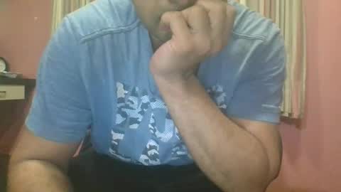 Snapshot of guywith85mm chatting on 01/01/25, 06:16 guywith85mm online show from 01/01/25, 06:16