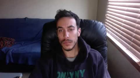 Snapshot of gwalka88 chatting on 04/19/26, 01:49 gwalka88 online show from 04/19/26, 01:49