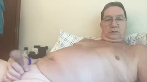 Snapshot of gwashere4u chatting on 10/05/25, 01:53 gwashere4u online show from 10/05/25, 01:53