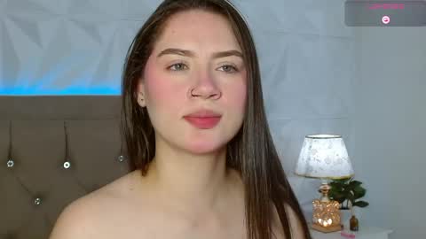 Snapshot of gwen_drew chatting on 05/20/26, 01:17 Gwen Drew online show from 05/20/26, 01:17