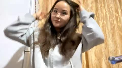 Azumi online show from 05/04/26, 03:19