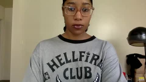 Snapshot of gyalxoxo chatting on 10/09/25, 03:21 gyalxoxo online show from 10/09/25, 03:21